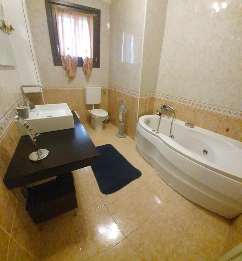 Apartament Casa Cristina Parma Zewnętrze zdjęcie